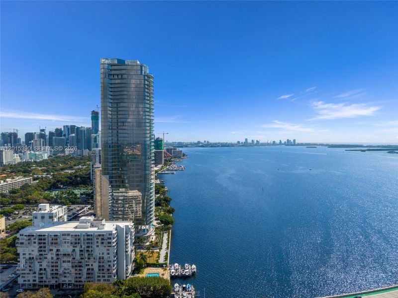 Condo located in Miami, FL showcasing its design and architecture (Image 55).