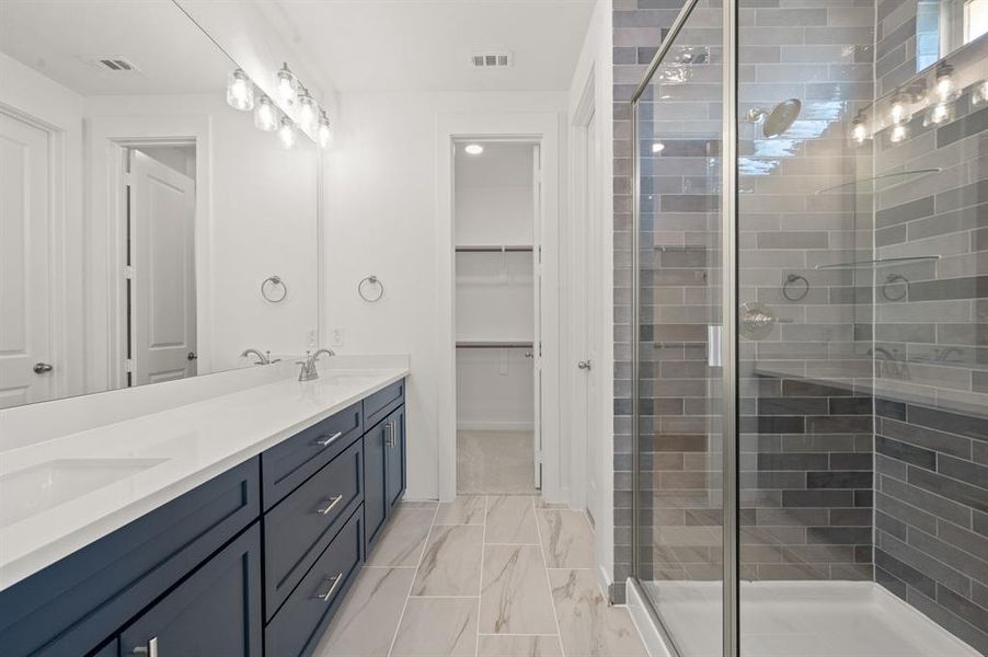 8708 Treeline- Primary SUite-3