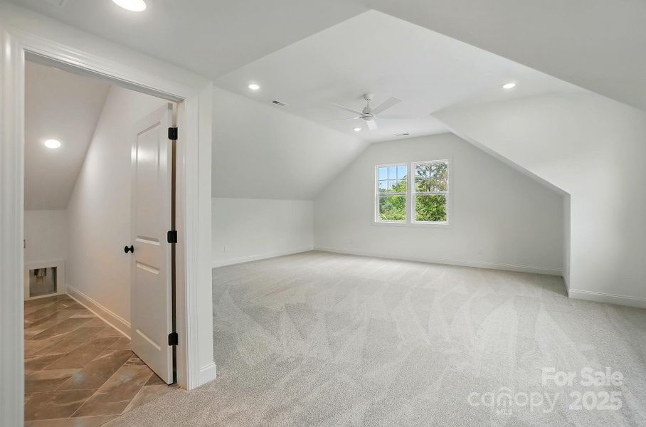 Bonus Room w/Views of Laudnry Room Bonus Room w/Views of Laudnry Room