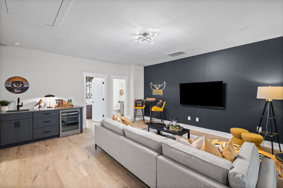 Representative furnished interior of a home built from the The Kennedy by JW Collection in Devin's Shire, Kennesaw (Image 36).