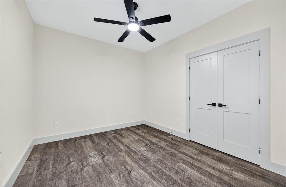 Spacious, unfurnished interior of a new home in , Whitewright (Image 27). Spacious, unfurnished interior of a new home in , Whitewright (Image 27).