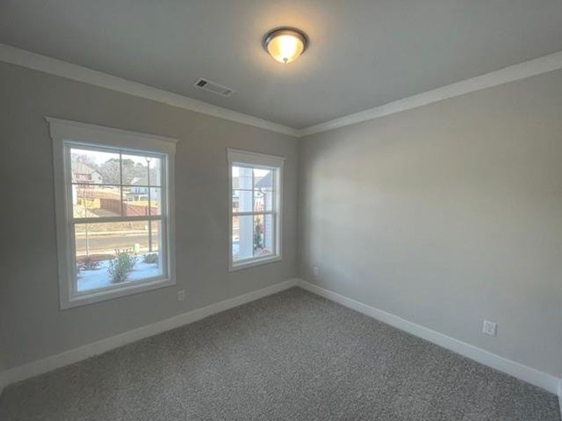 Spacious, unfurnished interior of a new home in Ponderosa Farms Estates, Gainesville (Image 15).