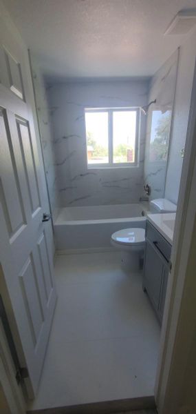 Image 16 of a home in . Image 16 of a home in .