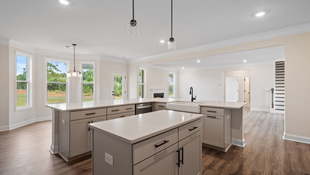 Furnished interior view inside a new home in Campbell Ridge, Piedmont (Image 8).