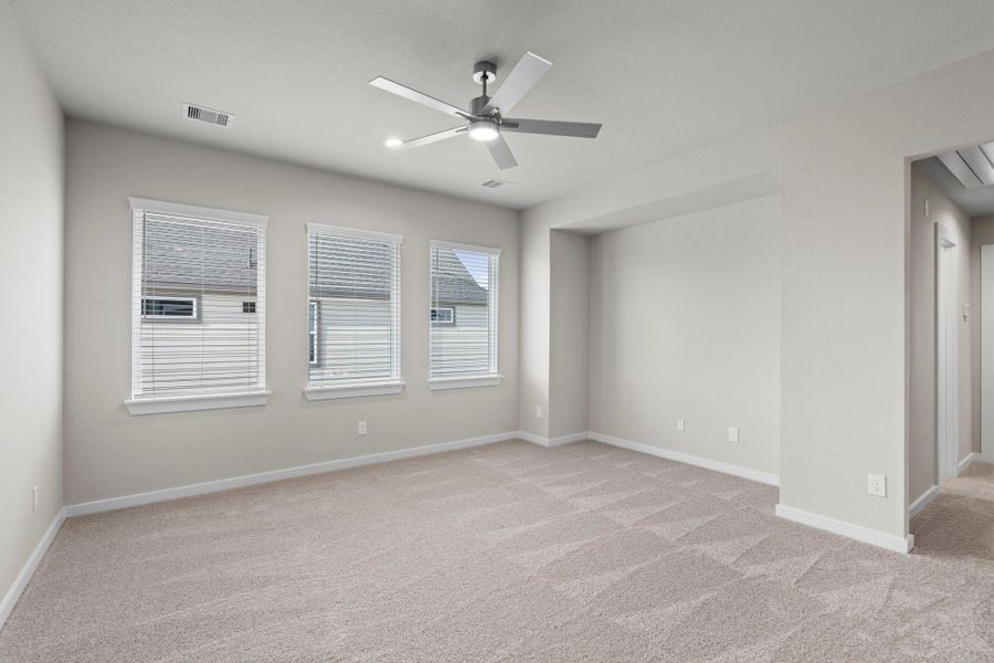 Spacious, unfurnished interior of a new home in Briarwood Crossing, Rosenberg (Image 25).