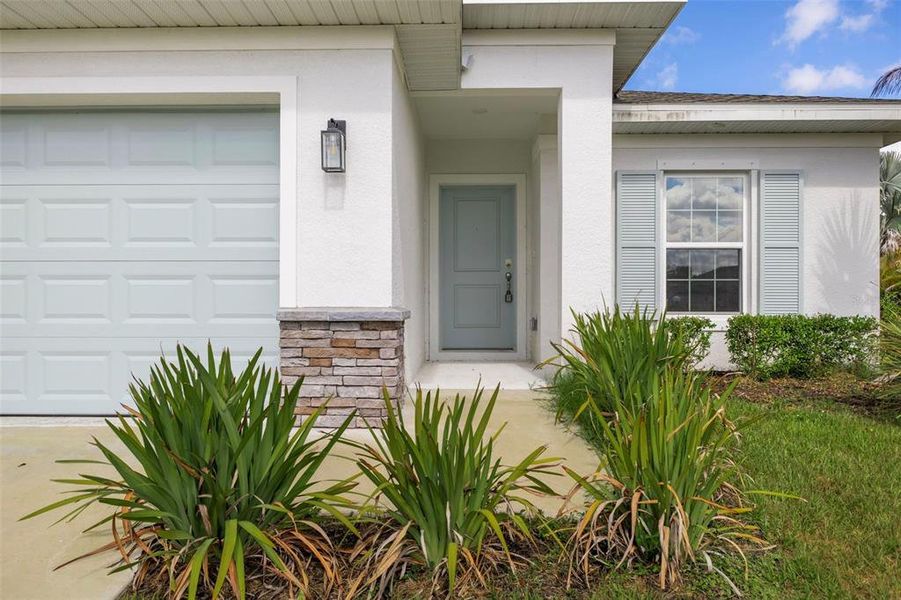 Exterior details and patio area of a home in , Port Charlotte (Image 3). Exterior details and patio area of a home in , Port Charlotte (Image 3).