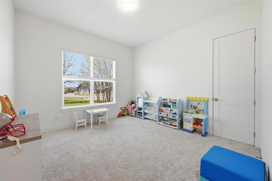Furnished interior view inside a new home in , Weatherford (Image 11).