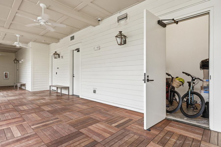 Spacious, unfurnished interior of a new home in , Charleston (Image 22).