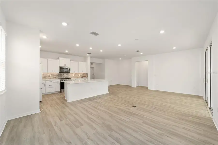 Spacious, unfurnished interior of a new home in , Ocala (Image 16). Spacious, unfurnished interior of a new home in , Ocala (Image 16).