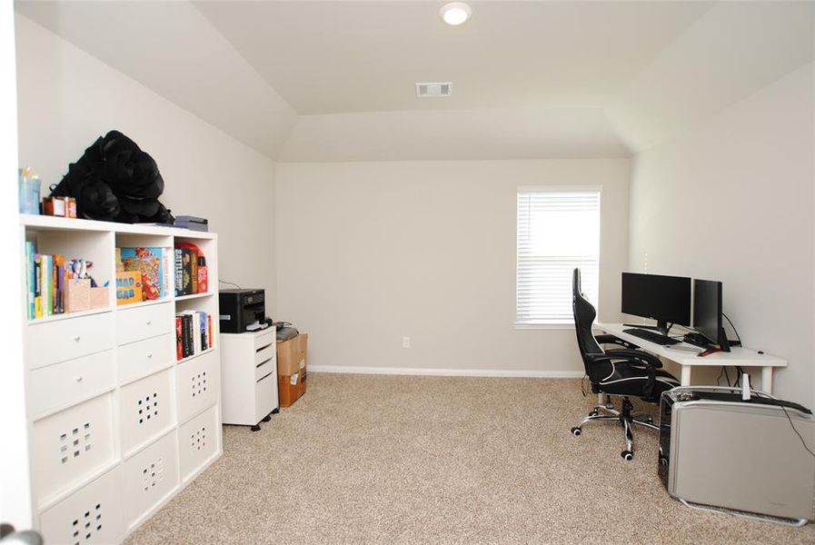 4th Bedroom/office