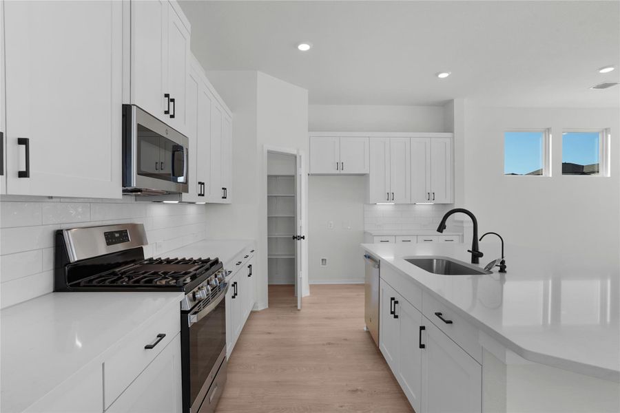 *PHOTO REPRESENTATIVE OF FLOORPLAN ONLY*