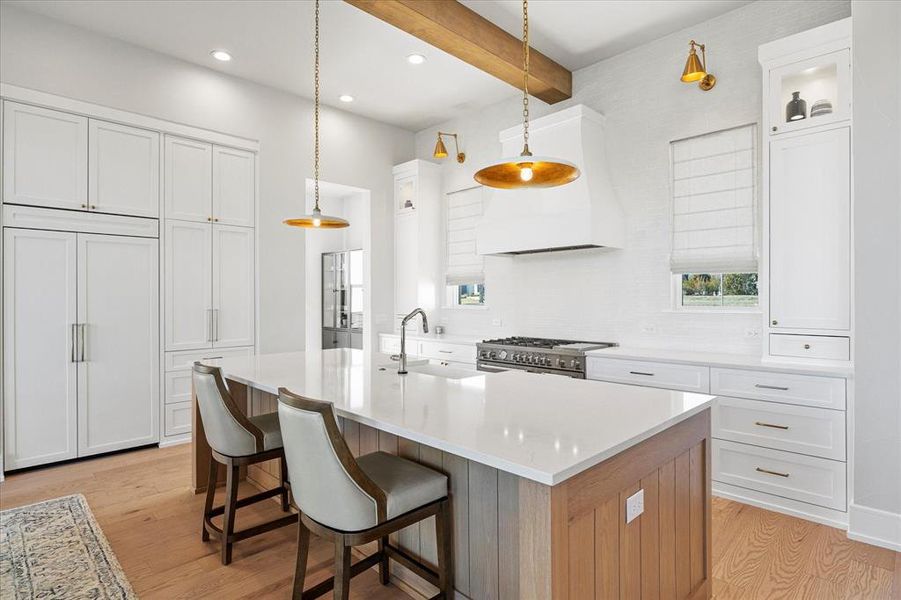 This dream kitchen has it all!