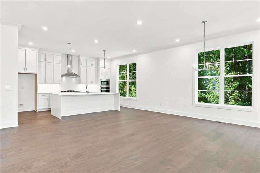 Spacious, unfurnished interior of a new home in Parkside Roswell, Roswell (Image 19).