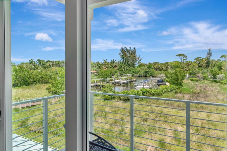 25-web-or-mls-_MLP0518