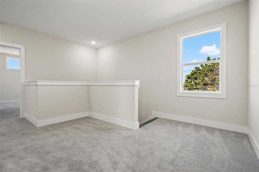 Spacious, unfurnished interior of a new home in , Holiday (Image 28).