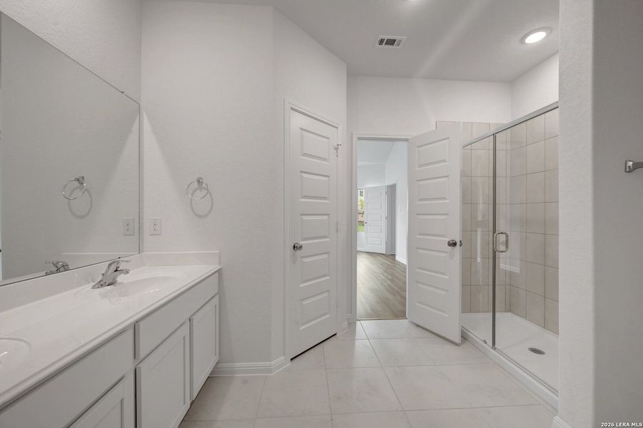 Furnished interior view inside a new home in Mesquite Ridge, San Antonio (Image 6).