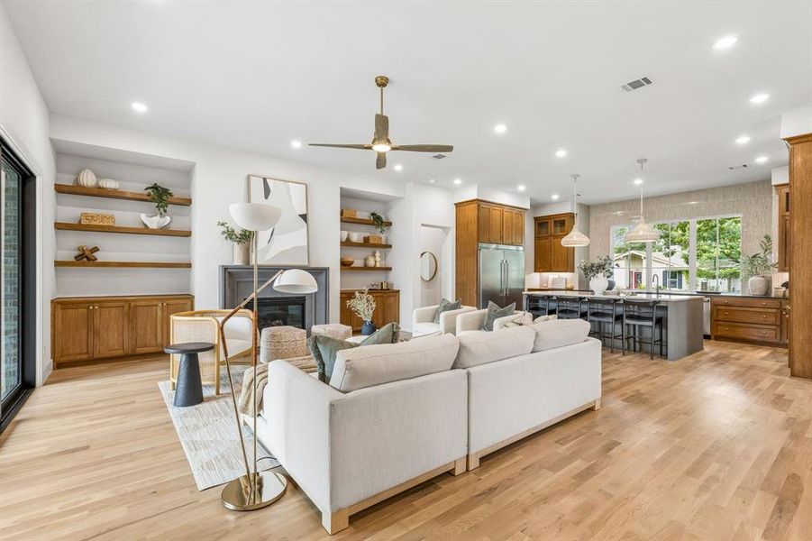 Furnished interior view inside a new home in , Richardson (Image 29).