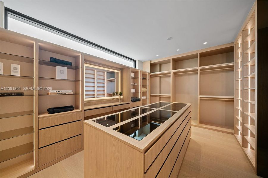 Community amenities in , Miami Beach (Image 43). Community amenities in , Miami Beach (Image 43).