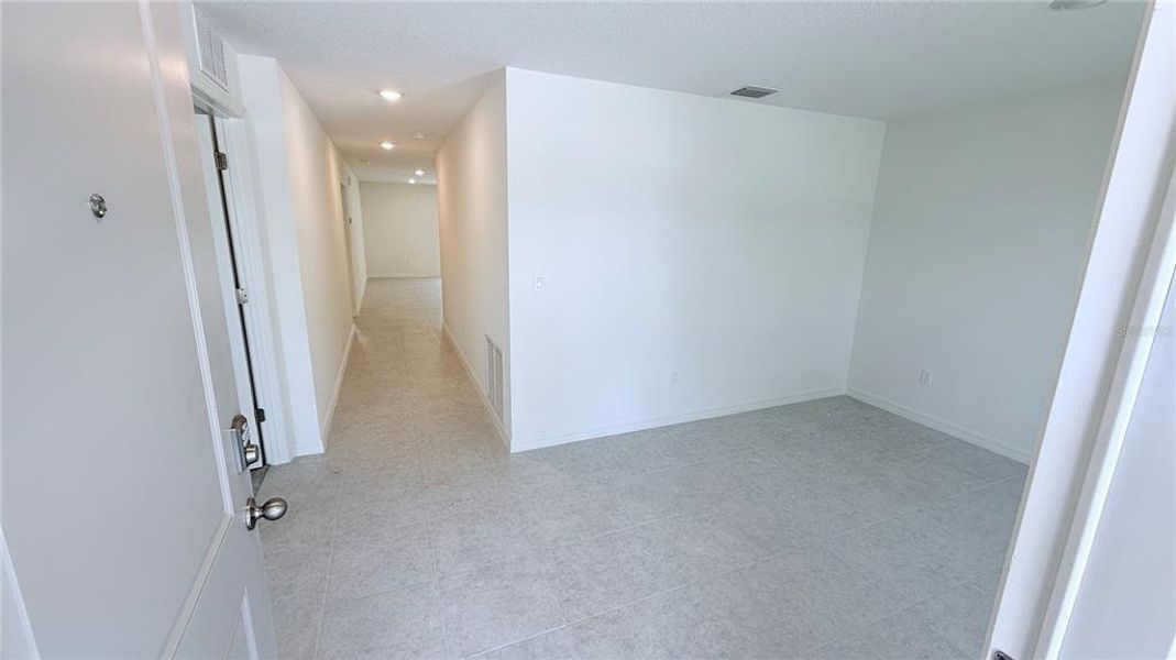 Spacious, unfurnished interior of a new home in Palm Coast, Palm Coast (Image 13).