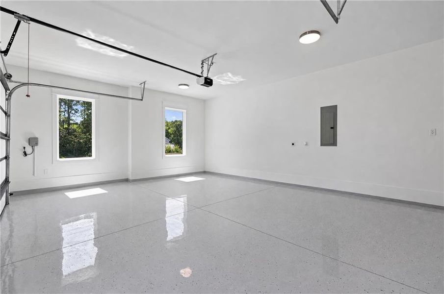 Spacious, unfurnished interior of a new home in , Dacula (Image 24).