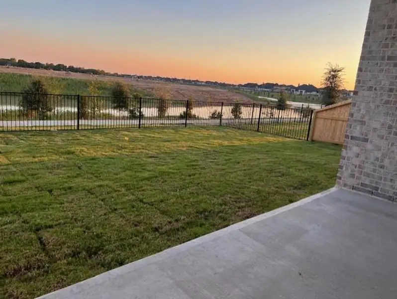 Pictures are representative of floor plan - not actual home for sale Pictures are representative of floor plan - not actual home for sale