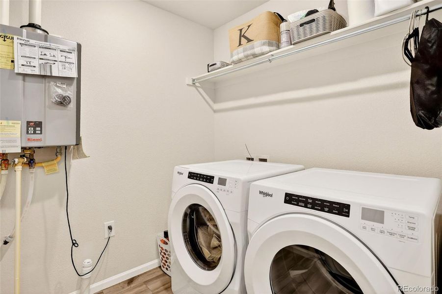 Upper Level Laundry Upper Level Laundry