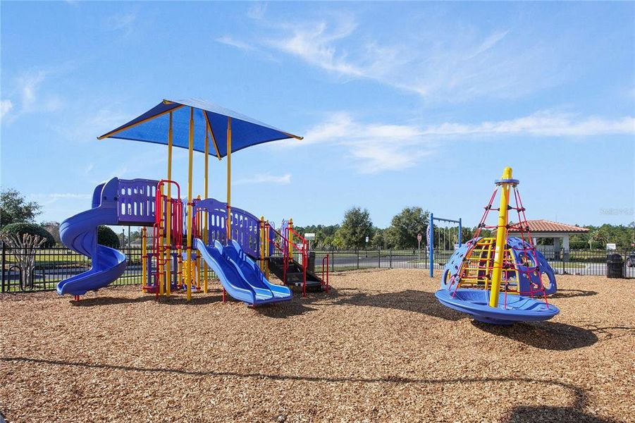 Community amenities in Providence, Davenport (Image 29).