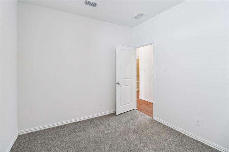 Spacious, unfurnished interior of a new home in Eastridge - Spring Series, McKinney (Image 18). Spacious, unfurnished interior of a new home in Eastridge - Spring Series, McKinney (Image 18).