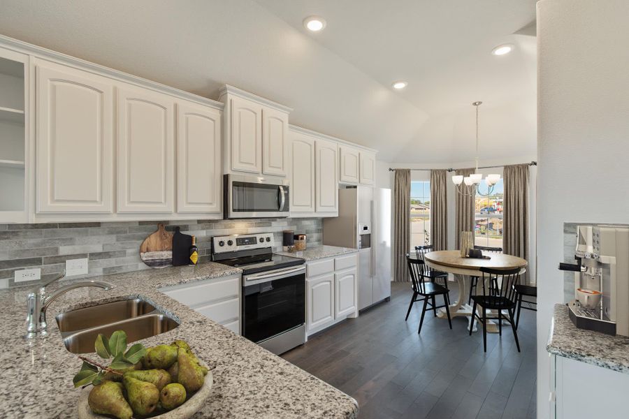 Kitchen | Concept 1503 at Chisholm Hills in Cleburne, TX by Landsea Homes