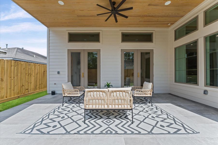 Exterior details and patio area of a home in , Houston (Image 5).