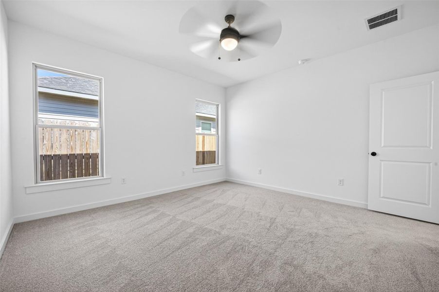 Spacious, unfurnished interior of a new home in Mostyn Springs, Magnolia (Image 35).