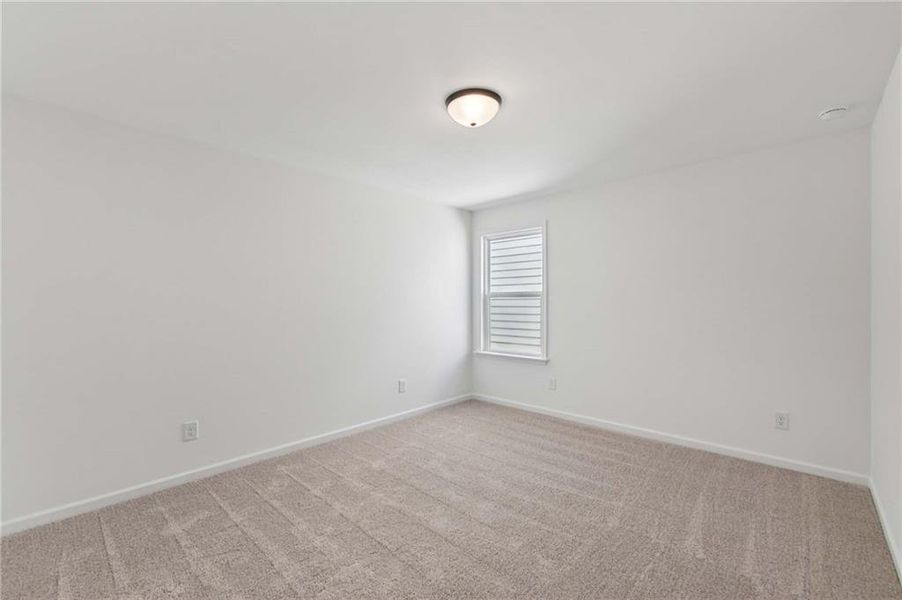 Spacious, unfurnished interior of a new home in Creekside, Dawsonville (Image 29).