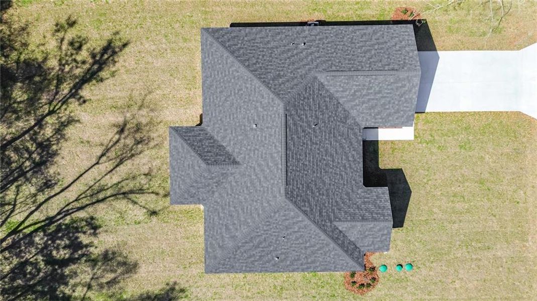 Exterior details and patio area of a home in , Ocala (Image 31).