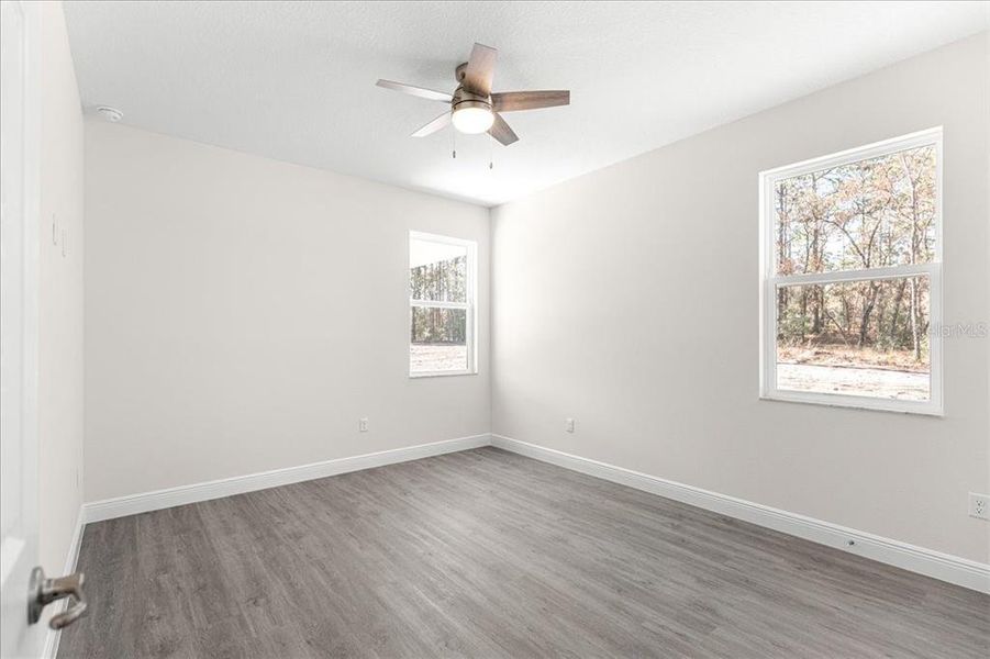 Spacious, unfurnished interior of a new home in , Dunnellon (Image 50).