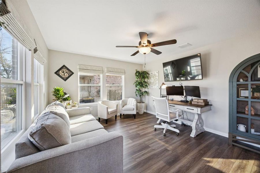 Furnished interior view inside a new home in , McKinney (Image 16).