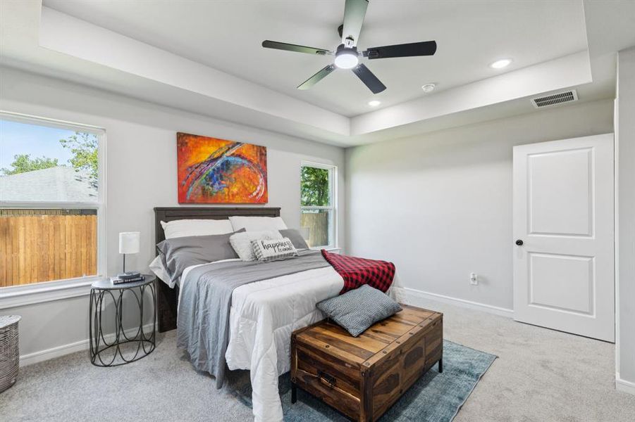 Furnished interior view inside a new home in , Terrell (Image 6).