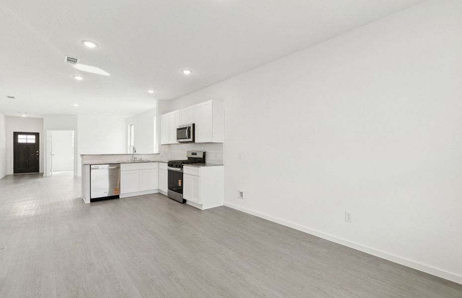 Spacious, unfurnished interior of a new home in River Ranch, Dayton (Image 17). Spacious, unfurnished interior of a new home in River Ranch, Dayton (Image 17).
