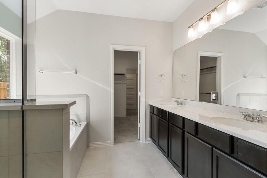 Image 12 of a home in The Woodlands Hills. Image 12 of a home in The Woodlands Hills.