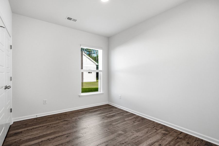 Spacious, unfurnished interior of a new home in Northbrook, Murrells Inlet (Image 23).