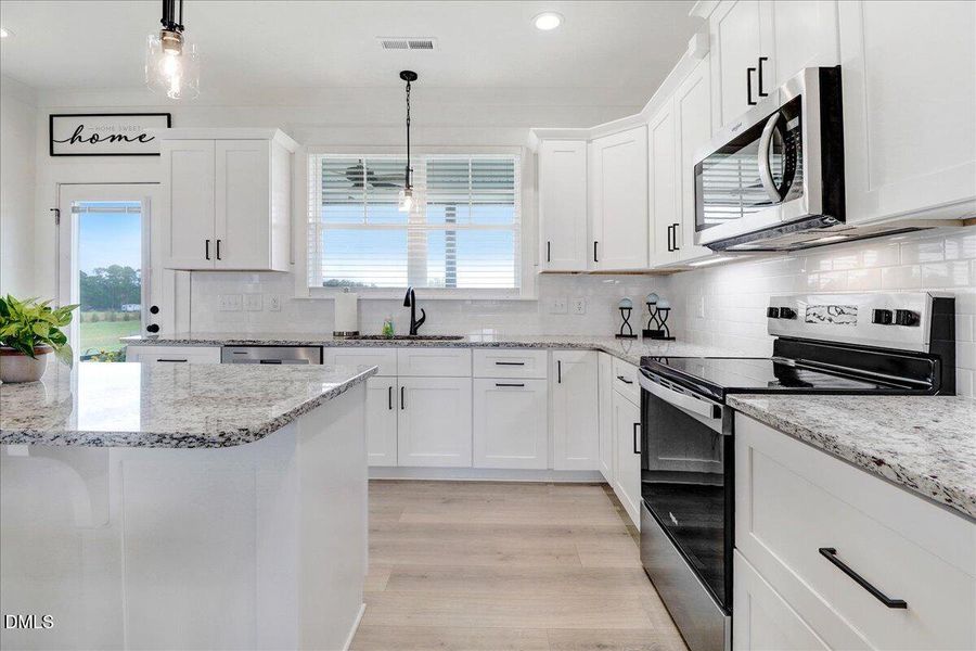 19-16 Tanseyleaf Dr-19