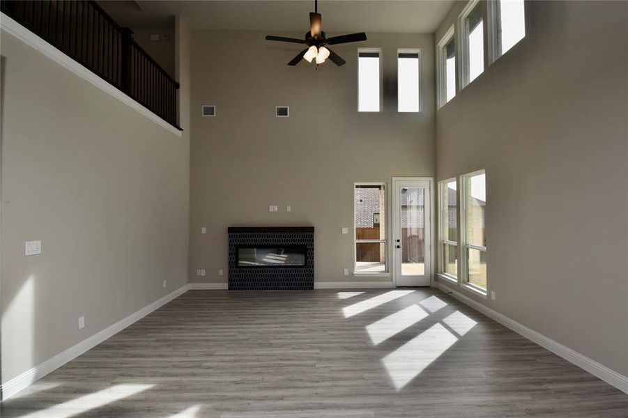 Spacious, unfurnished interior of a new home in , Prosper (Image 30).