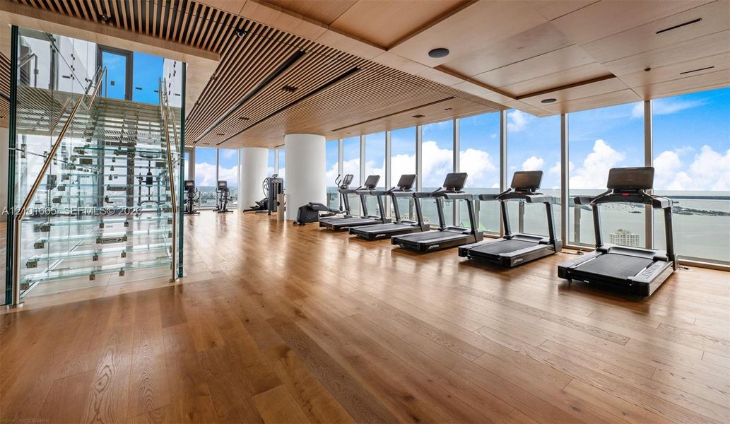 Community amenities in Aston Martin Residences, Miami (Image 34).