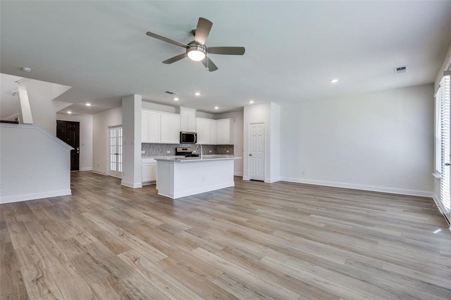 Spacious, unfurnished interior of a new home in Princeton Estates, Princeton (Image 20).