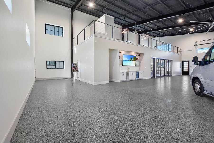 Spacious, unfurnished interior of a new home in , Austin (Image 21).