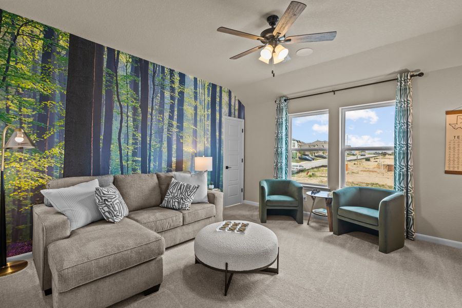 Furnished interior view inside a new home in Hunter's Ranch, San Antonio (Image 10). Furnished interior view inside a new home in Hunter's Ranch, San Antonio (Image 10).