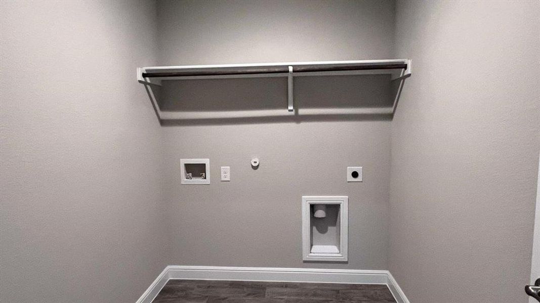 Spacious, unfurnished interior of a new home in Pecan Square, Northlake (Image 16). Spacious, unfurnished interior of a new home in Pecan Square, Northlake (Image 16).