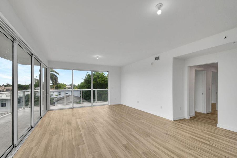 7-web-or-mls-Apartment (8)