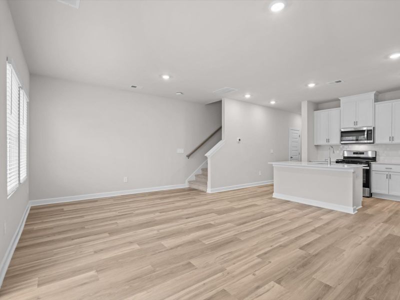 Spacious, unfurnished interior of a new home in Crossing at Abner Creek Townes, Greer (Image 11).