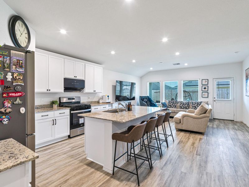 Furnished interior view inside a new home in Tamarron, Fulshear (Image 27).