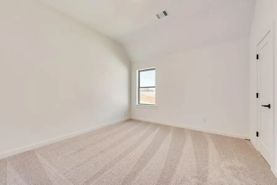 Spacious, unfurnished interior of a new home in Chatham Reserve, Providence Village (Image 33).